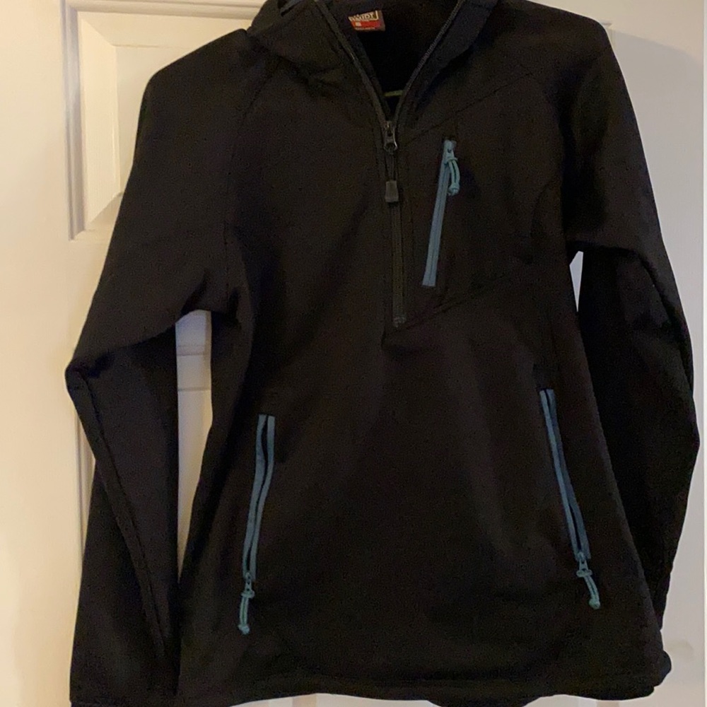Like New Pullover!